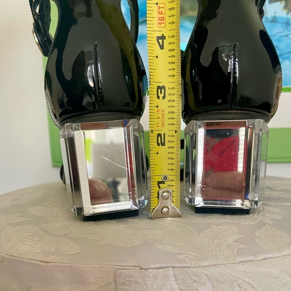 LOUIS VUITTON BLACK PATENT CLEAR BLOCK HEEL ANKLE STRAP SANDAL 36.5 - Picture 8 of 16